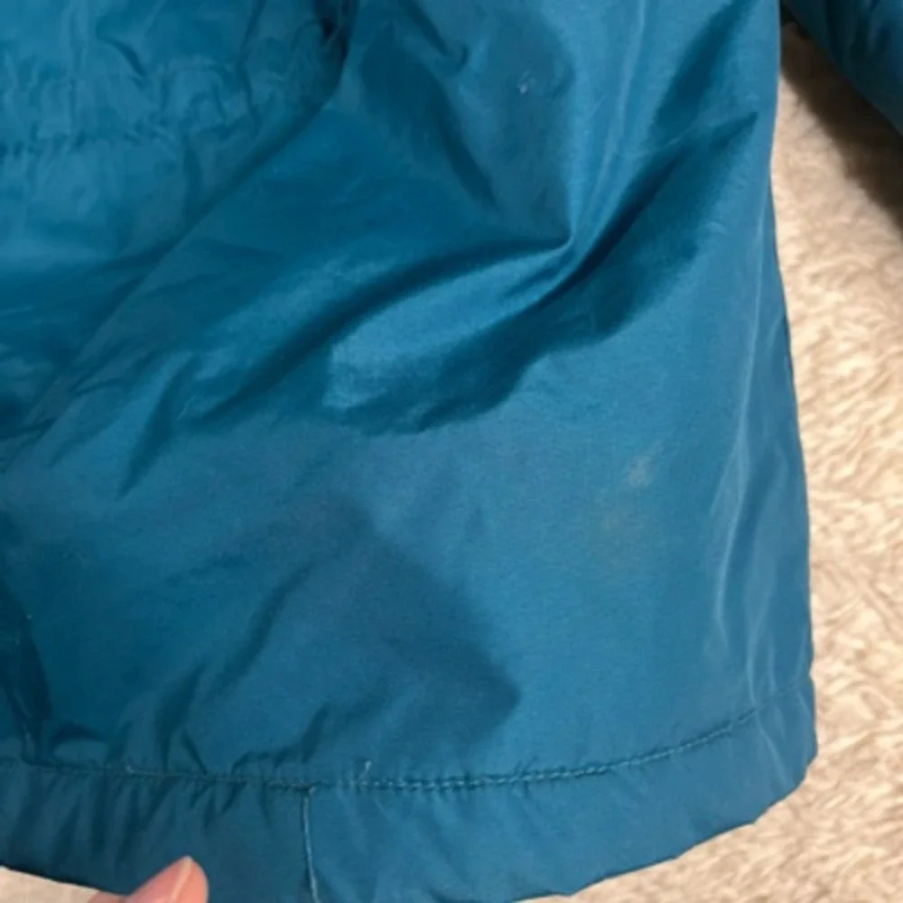 REI‎ Girls Jacket Teal Blue Zip Pockets Snap Buttons Hooded Long Sleeve M 8/10